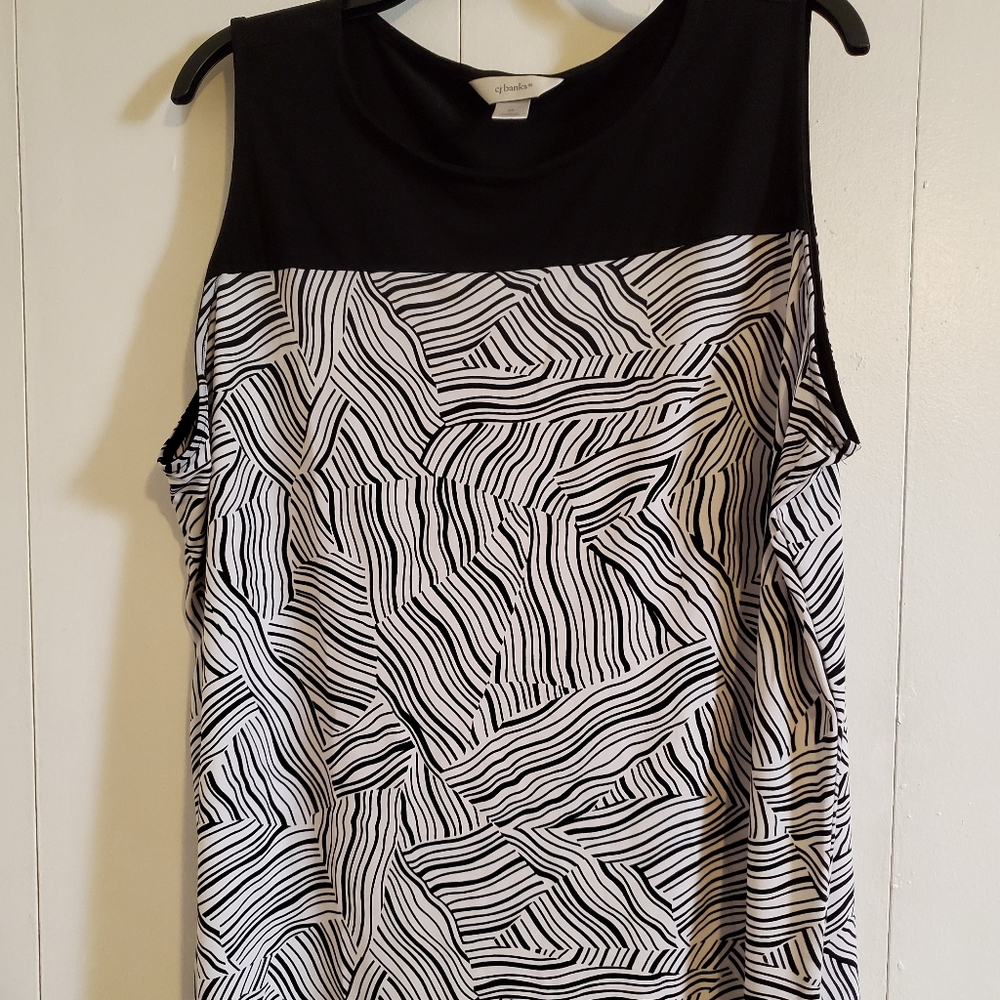 Black and white dressy tank